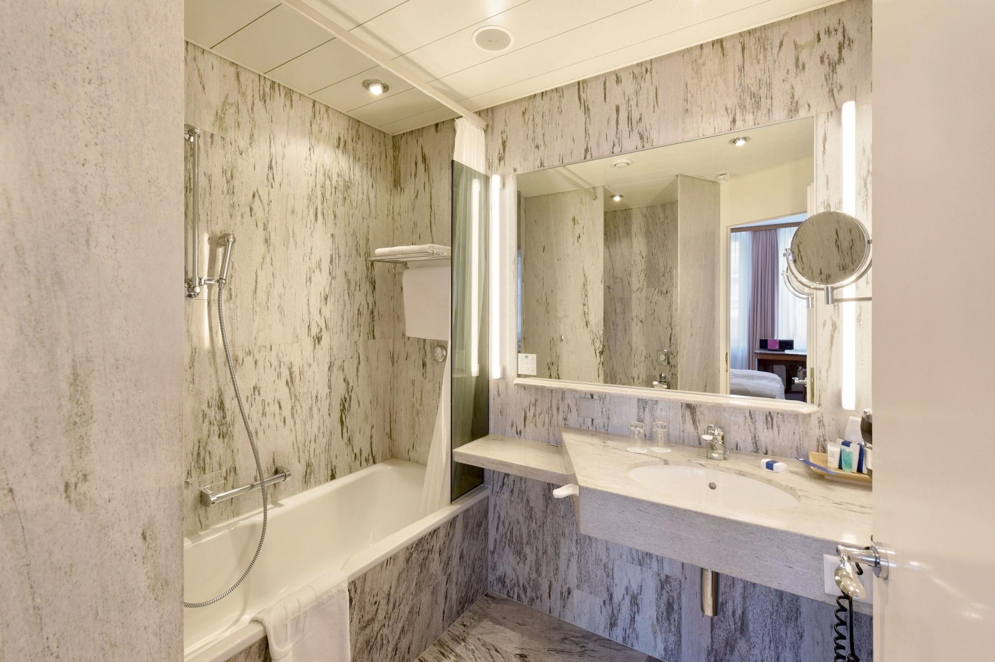 Hotel Glärnischhof By Trinity 4*